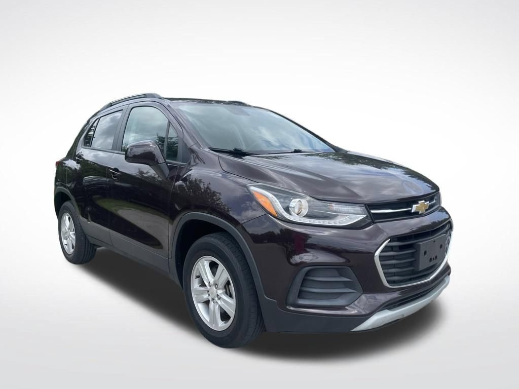 Used 2022 Chevrolet Trax LT AWD/4WD image 2