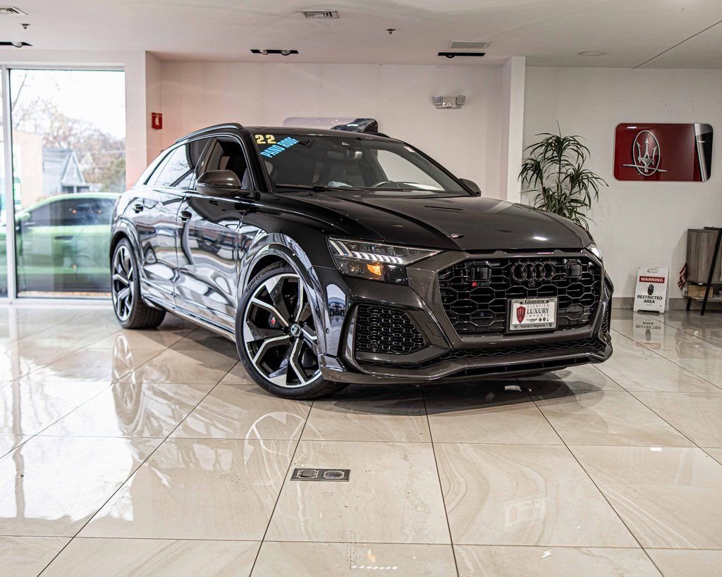 Used 2022 Audi RS Q8 w/ Carbon Optic Package image 6