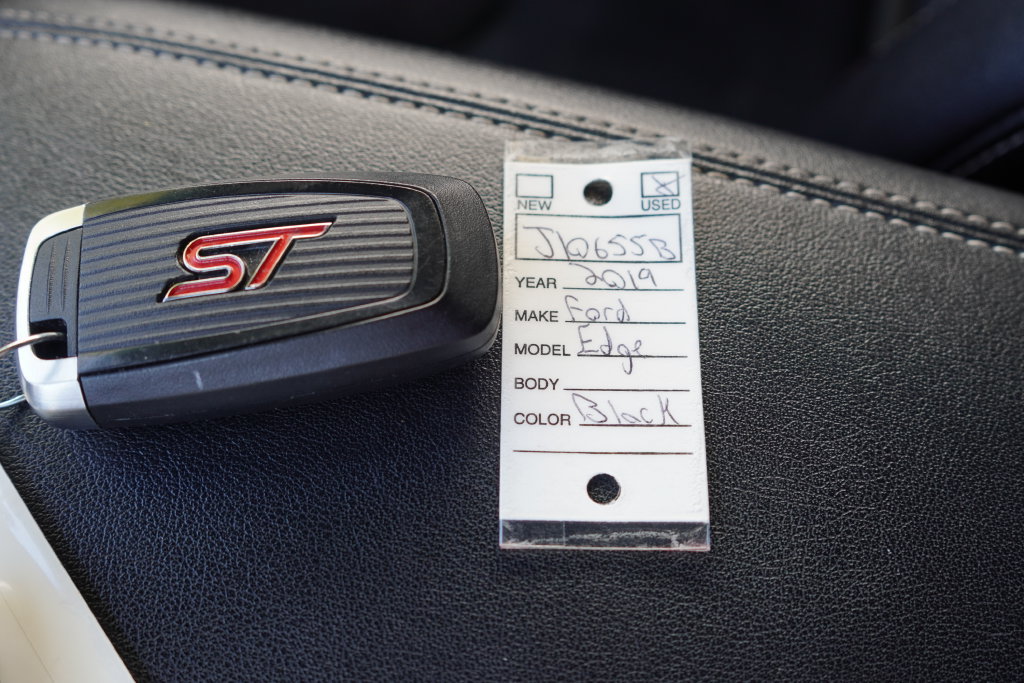 Used 2019 Ford Edge ST w/ Equipment Group 401A AWD/4WD image 35