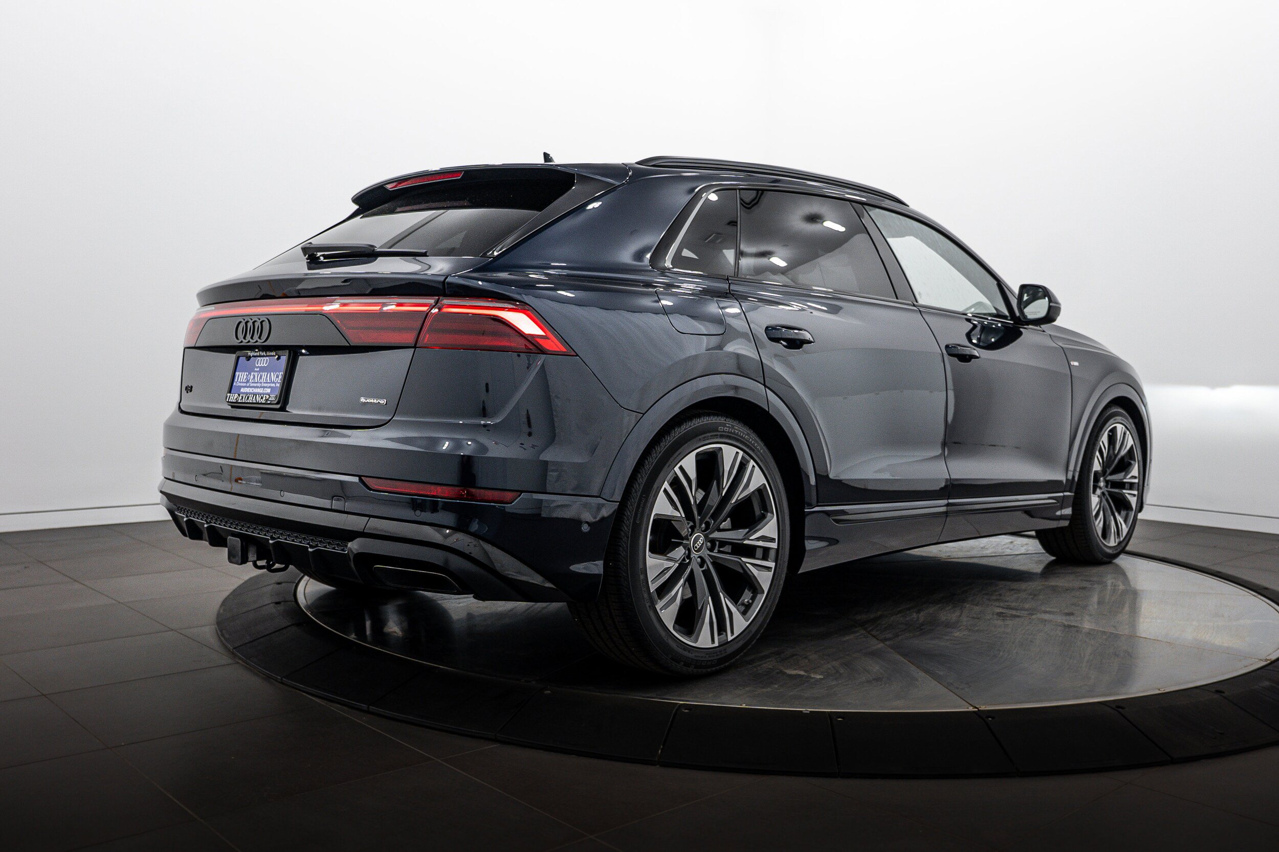 Used 2026 Audi Q8 Premium Plus w/ Premium Plus Package AWD/4WD image 4
