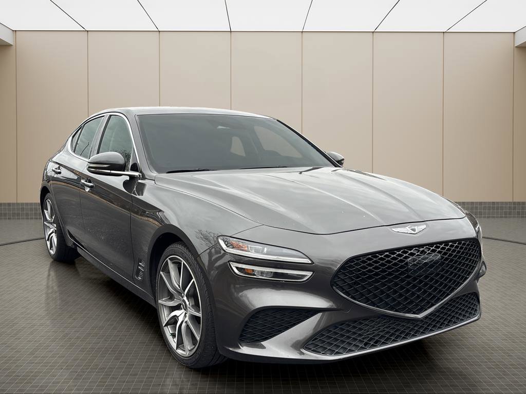 Used 2022 Genesis G70 3.3T image 7