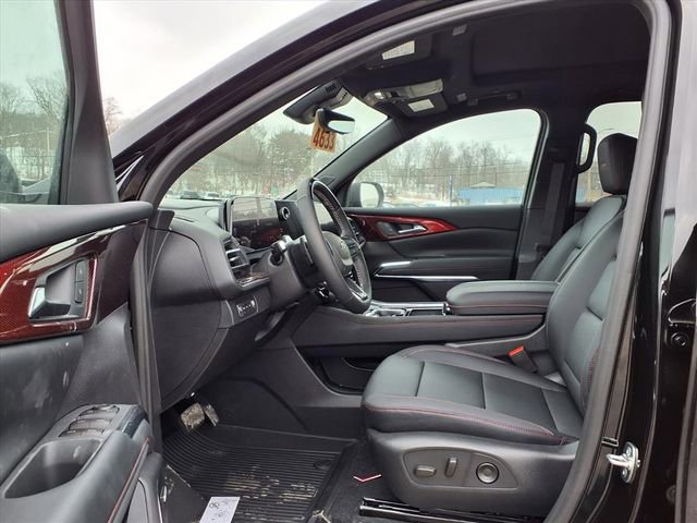 New 2026 Chevrolet Traverse Z71 w/ Enhanced Driving Package image 9
