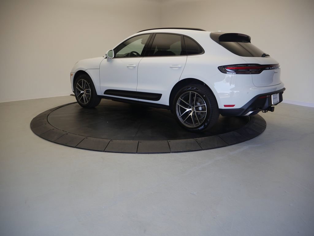 New 2026 Porsche Macan AWD/4WD image 3