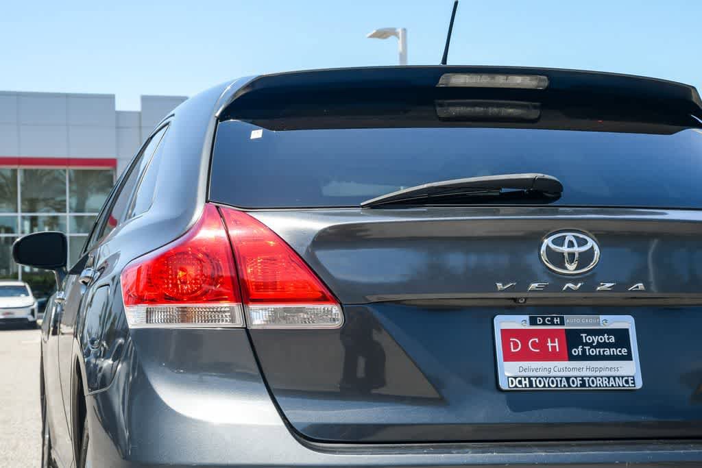 Used 2010 Toyota Venza FWD image 6