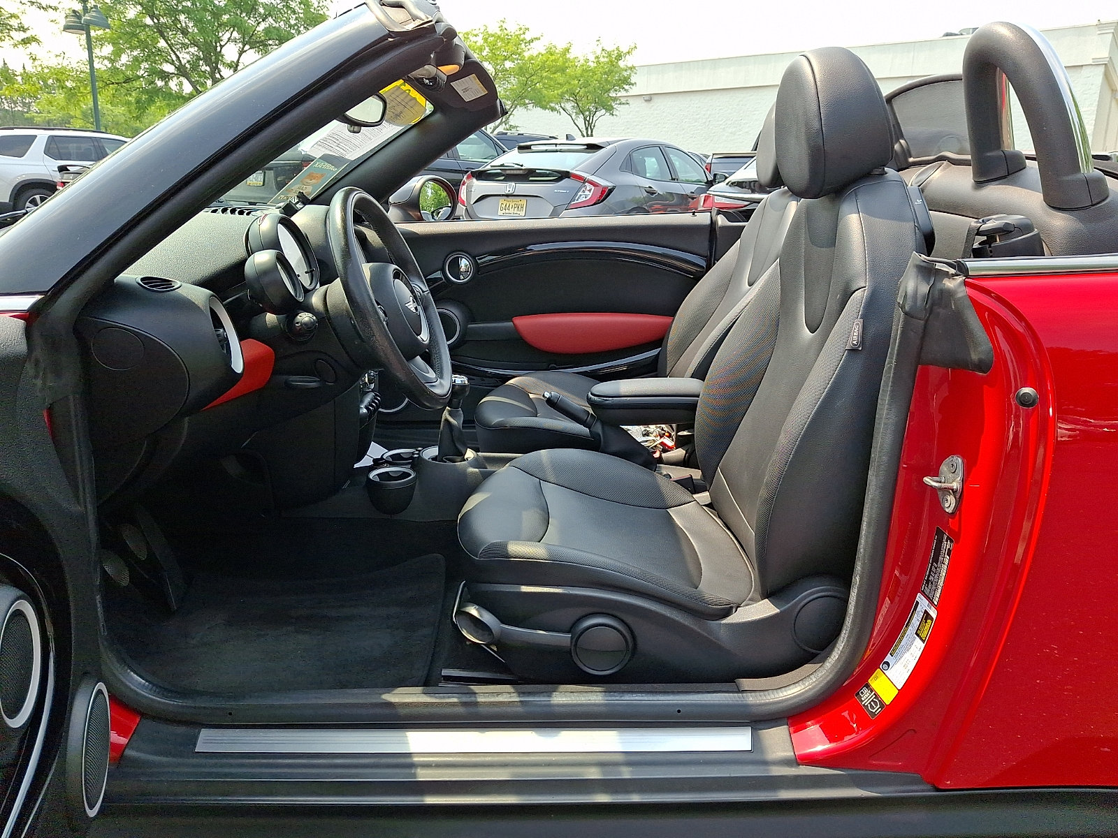 Used 2013 MINI Cooper Roadster FWD image 12