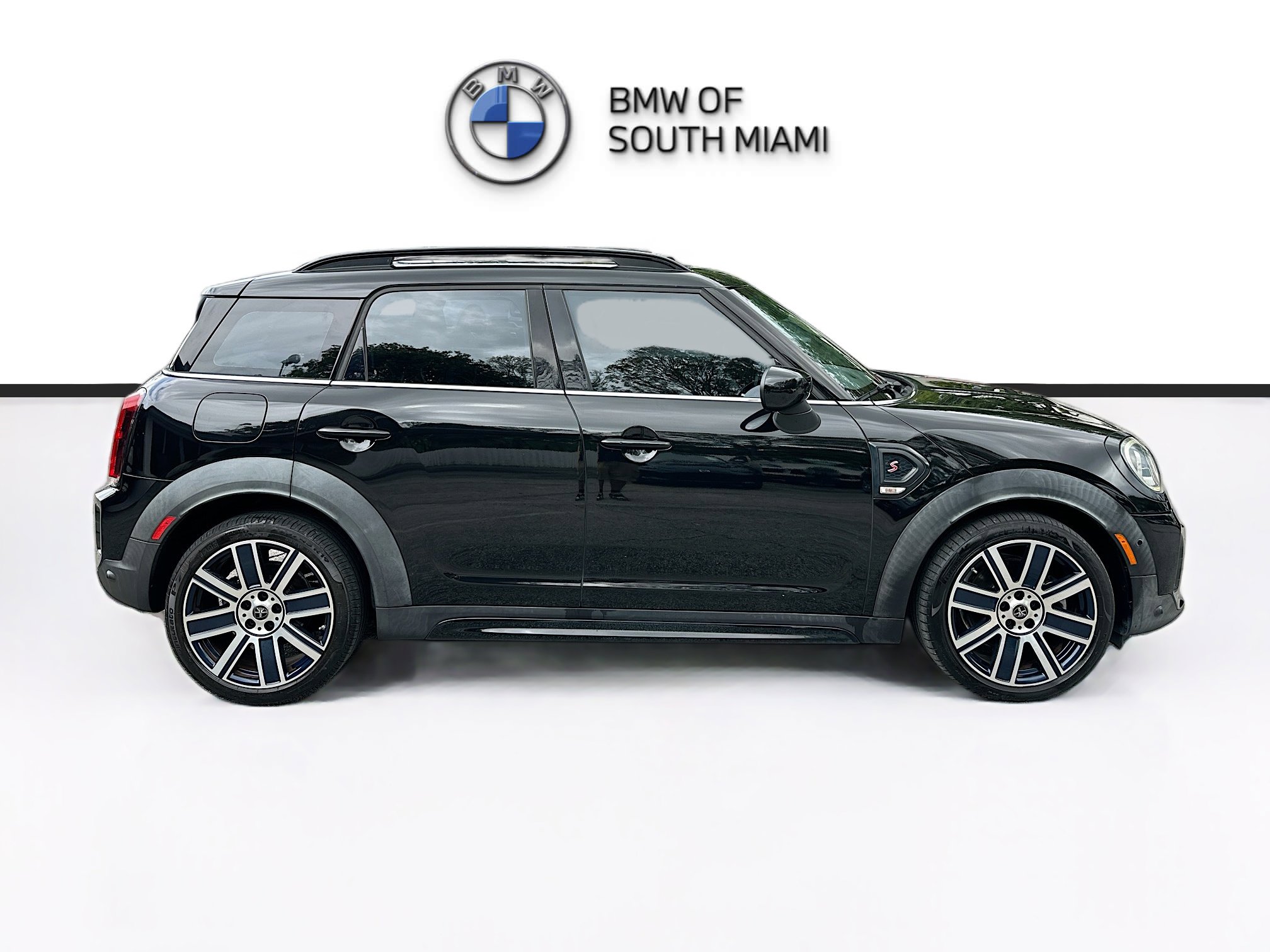 Used 2021 MINI Cooper Countryman S w/ Driver Assistance Package image 8