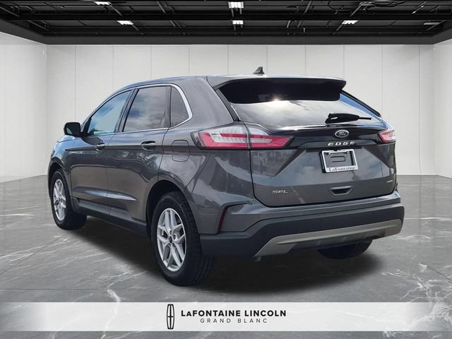 Used 2022 Ford Edge SEL w/ Convenience Package AWD/4WD image 3