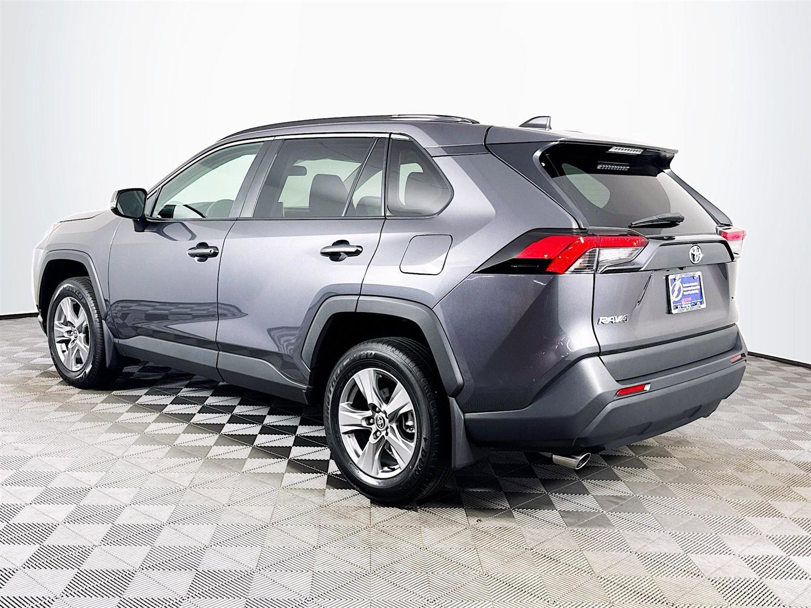 Used 2024 Toyota RAV4 XLE image 8