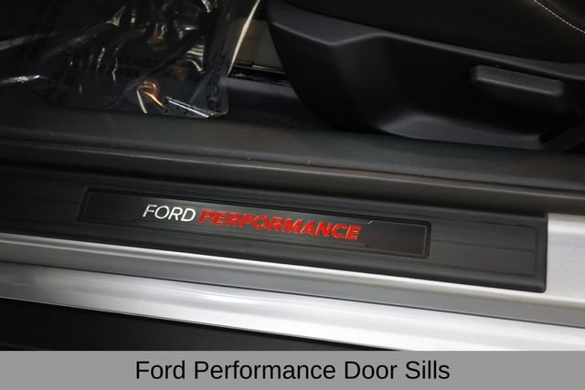 Used 2020 Ford Mustang Shelby GT500 w/ Carbon Fiber Track Pack RWD image 37
