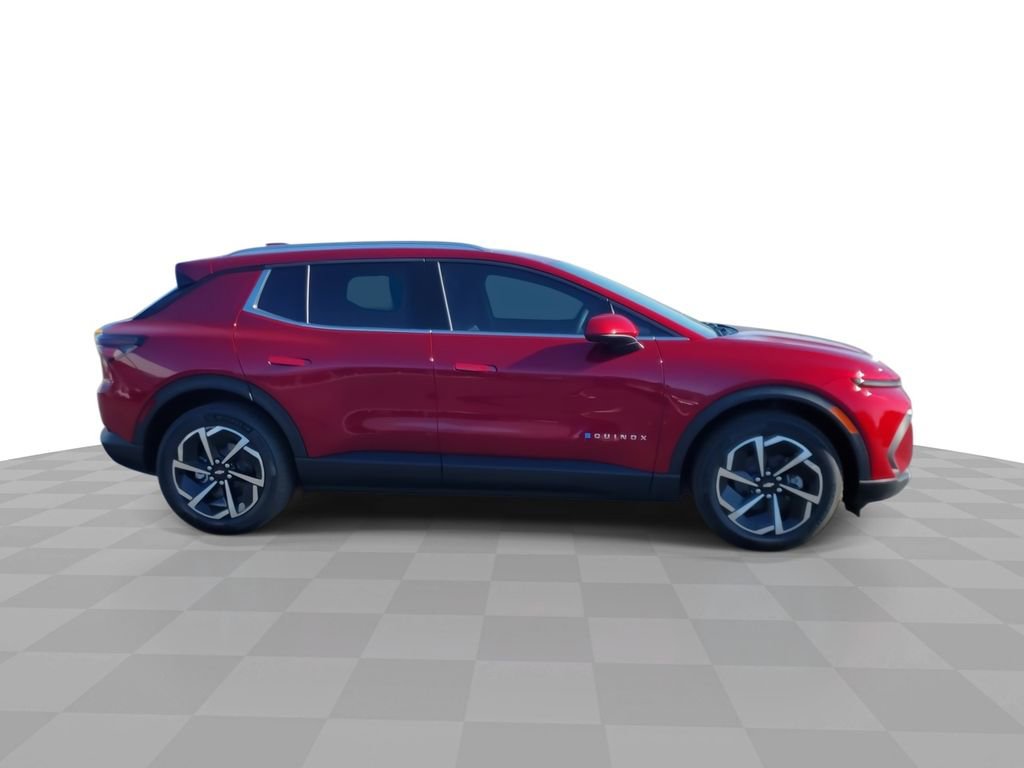 New 2026 Chevrolet Equinox EV LT FWD image 9