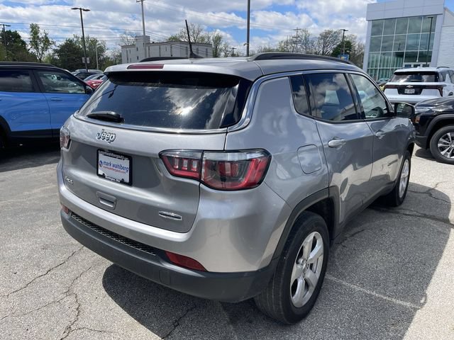 Used 2020 Jeep Compass Latitude w/ Cold Weather Group AWD/4WD image 9