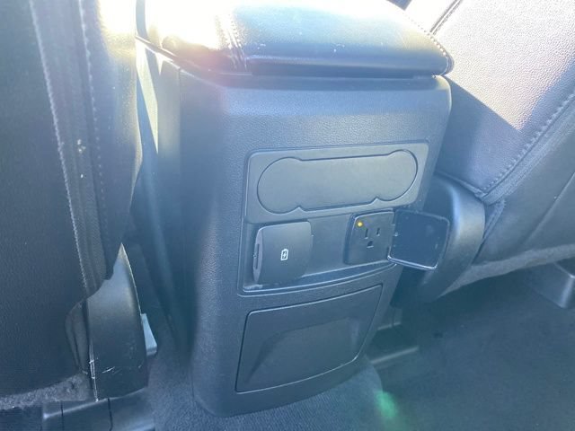 Used 2022 Ford Explorer Limited AWD/4WD image 21
