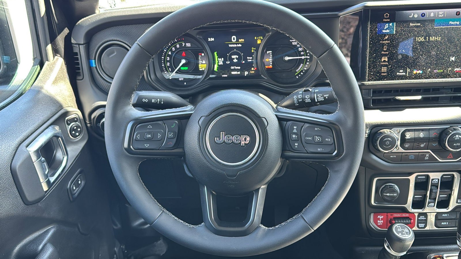Used 2025 Jeep Wrangler Unlimited Rubicon 4xe w/ Convenience Group image 20