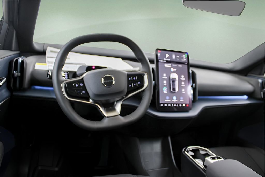 New 2026 Volvo EX30 Plus w/ Protection Package Premier image 14