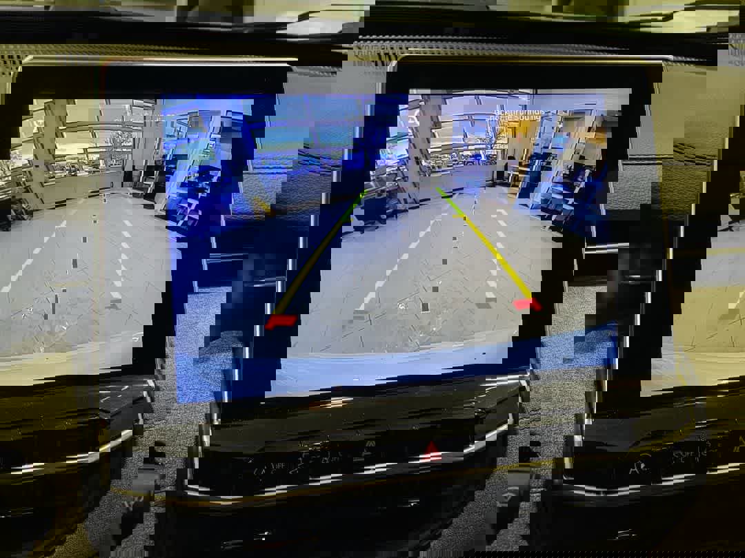 Used 2024 Jeep Compass Latitude image 19