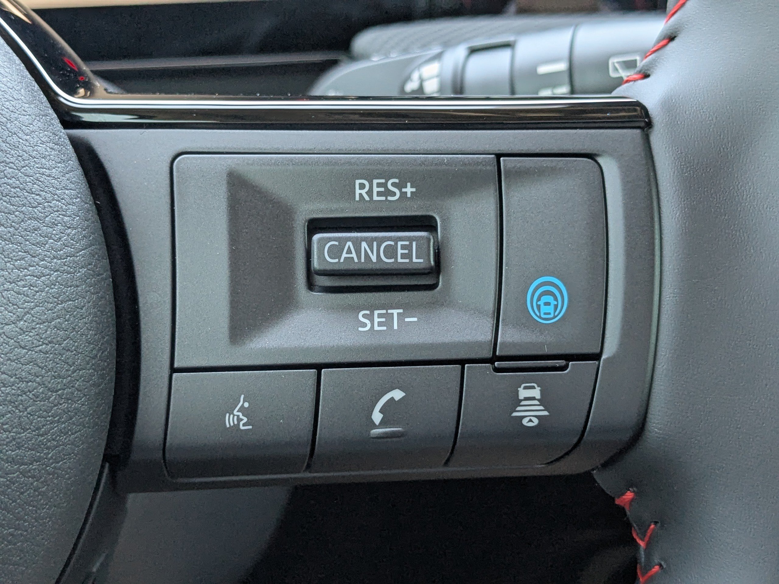 New 2027 Nissan Kicks SR FWD image 27