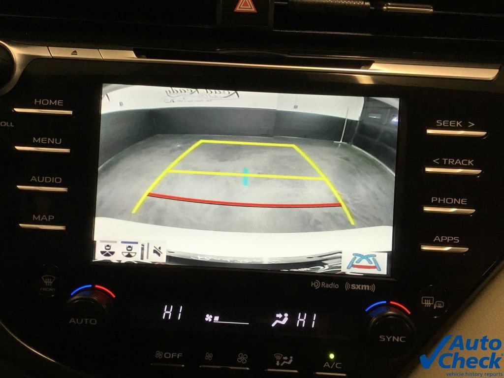 Used 2020 Toyota Camry XLE image 48