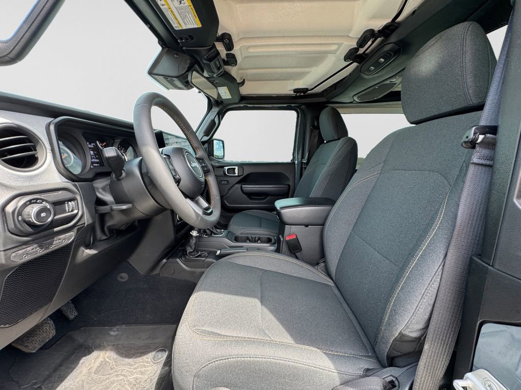 Used 2024 Jeep Wrangler Sport AWD/4WD image 11