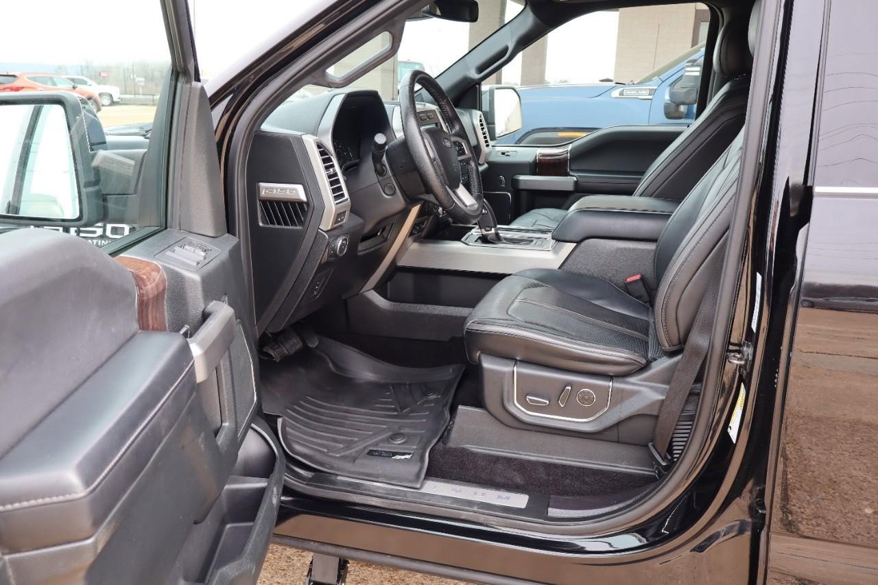 Used 2016 Ford F150 Platinum w/ Equipment Group 701A Luxury image 13