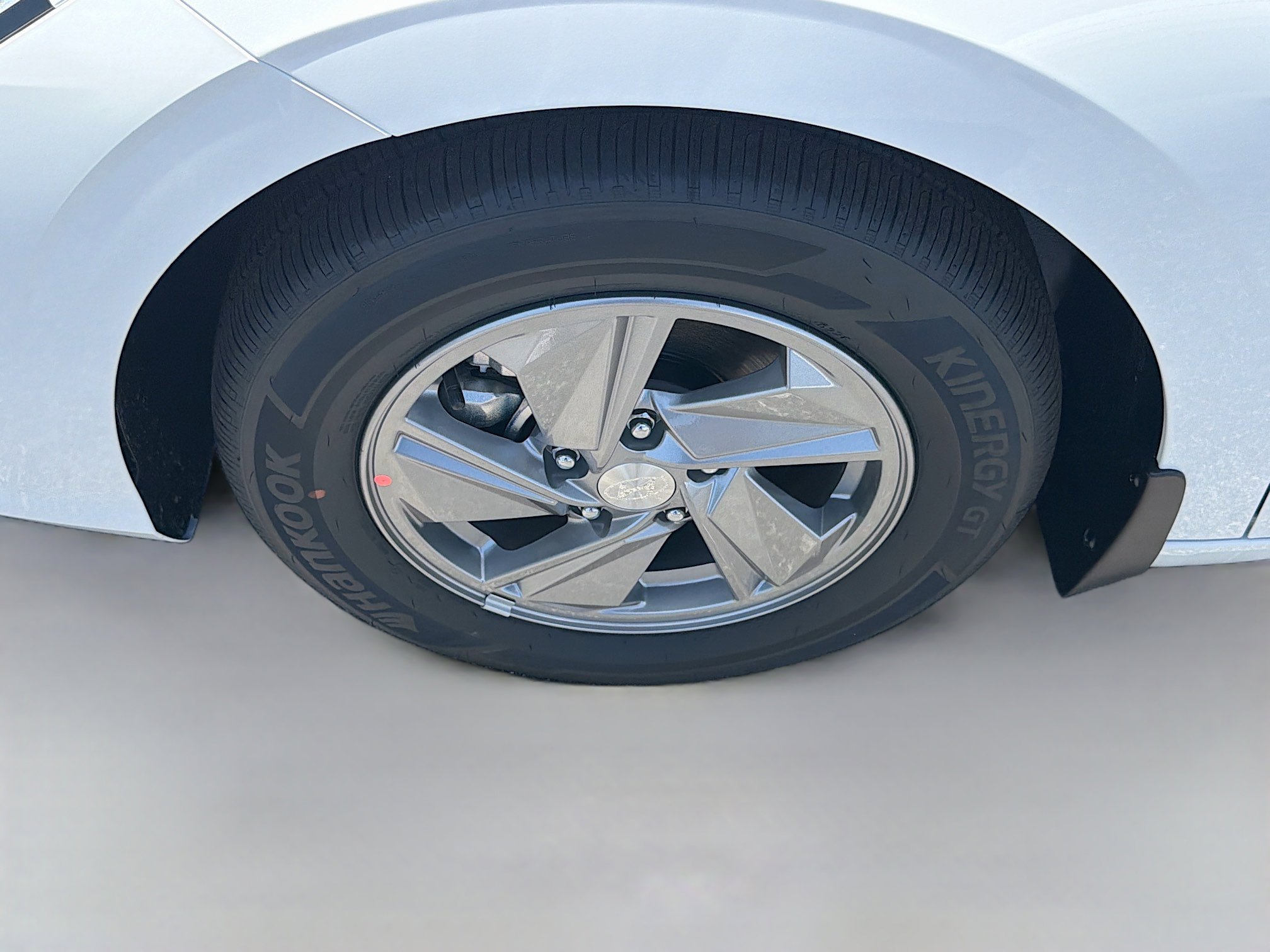 New 2026 Hyundai Elantra SE FWD image 23