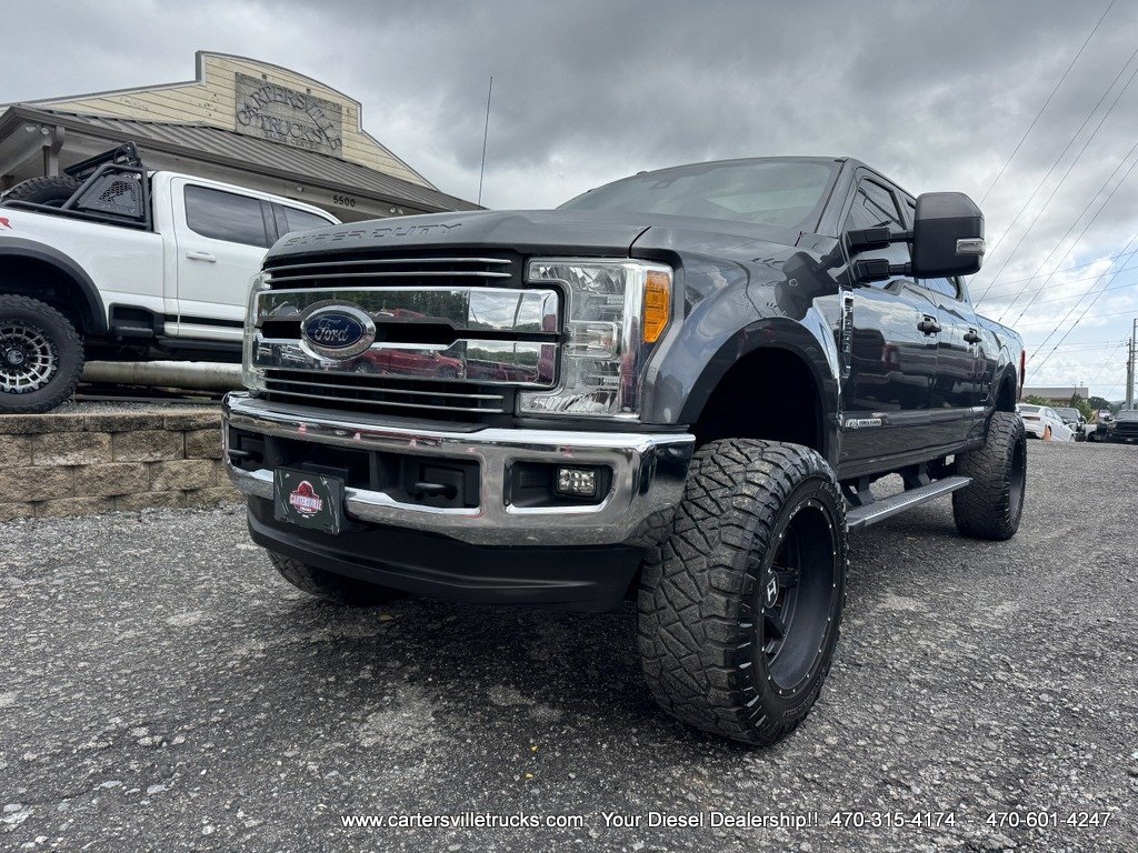 Used 2017 Ford F250 Lariat w/ Lariat Ultimate Package AWD/4WD image 14