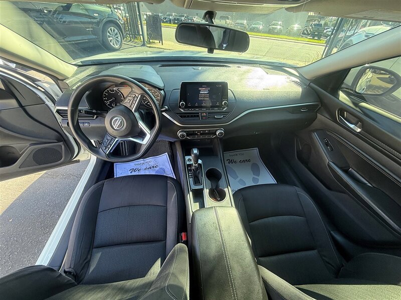 Used 2020 Nissan Altima 2.5 S FWD image 10