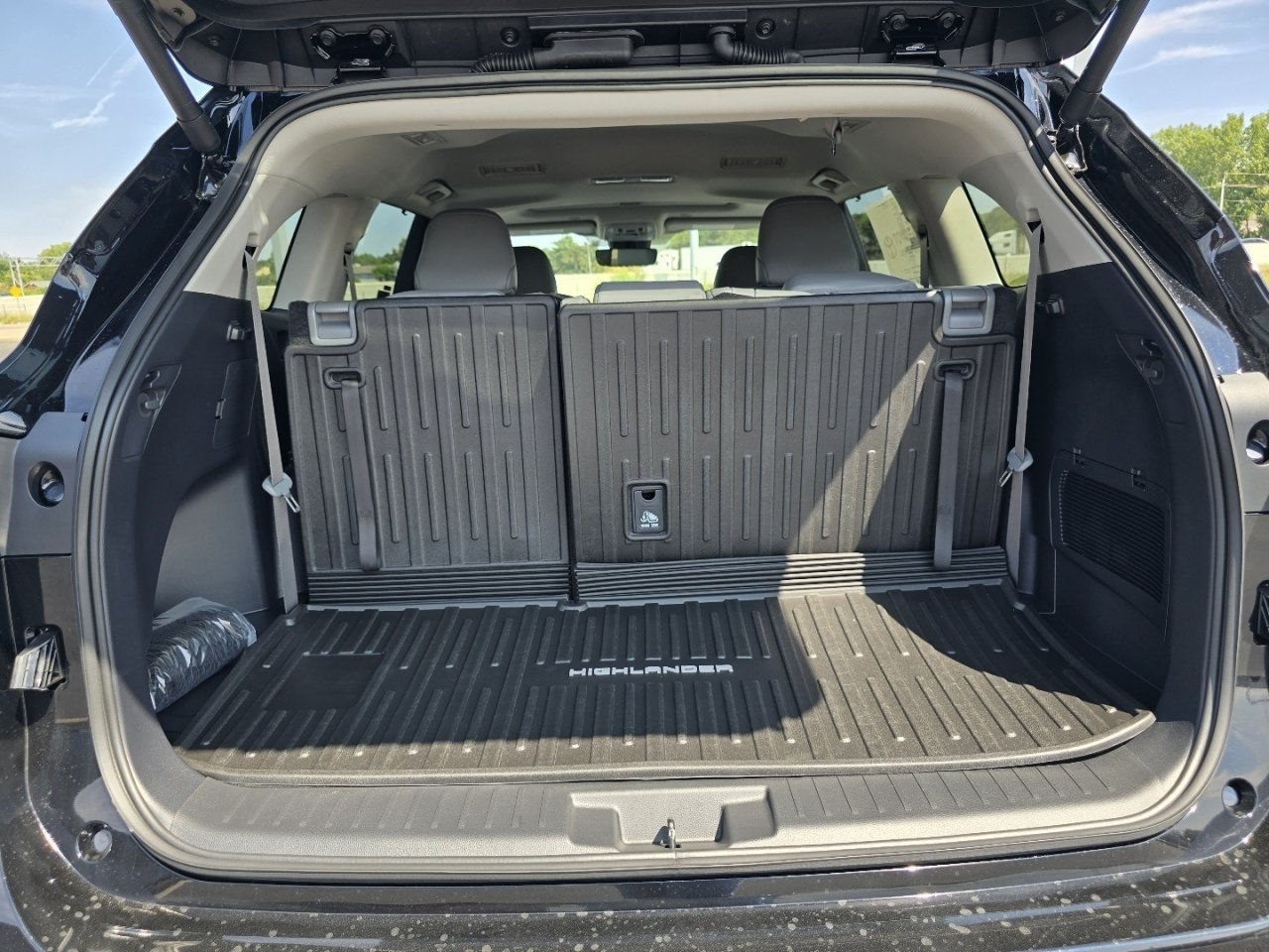 New 2026 Toyota Highlander XLE AWD/4WD image 20