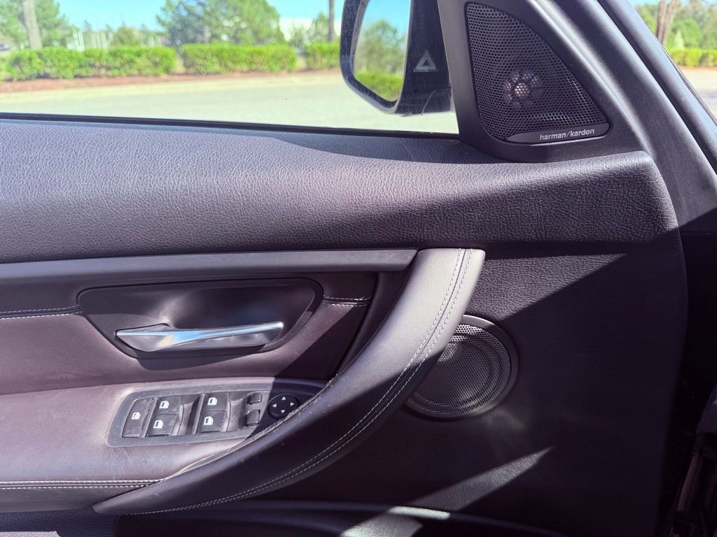 Used 2015 BMW M3 image 18