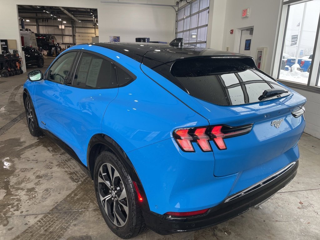 Certified 2022 Ford Mustang Mach-E Premium image 7