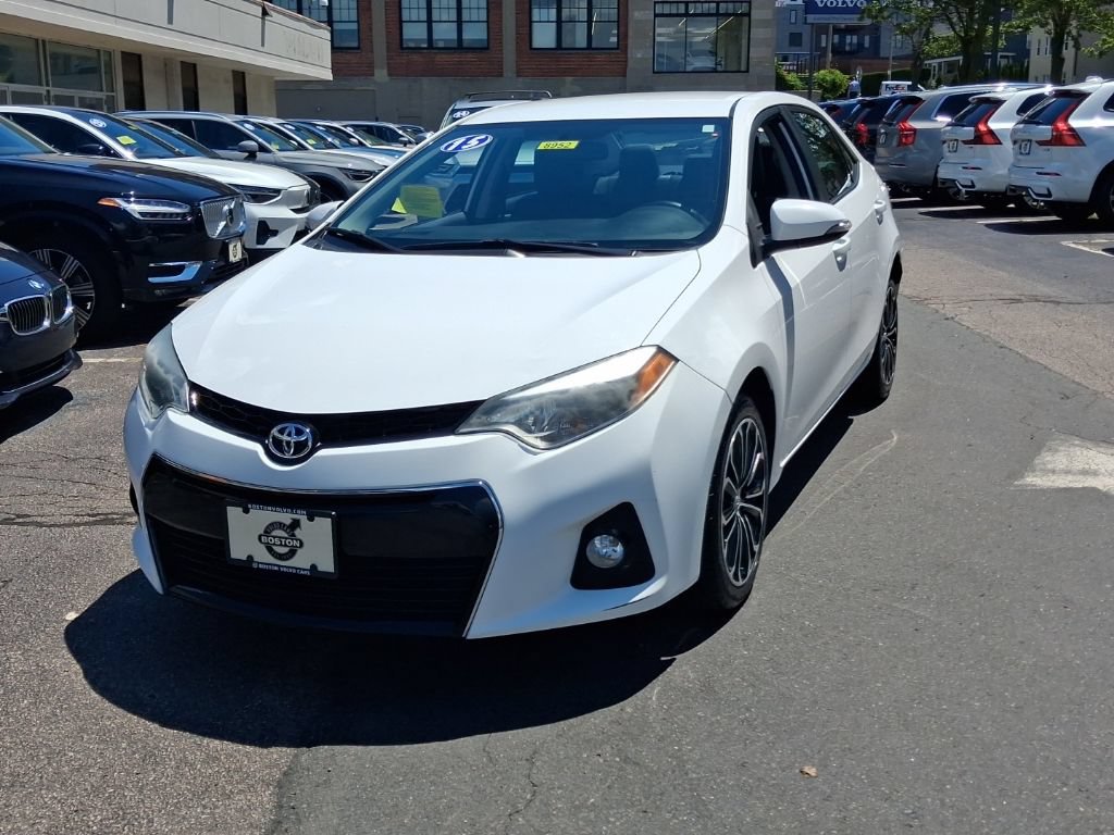 Used 2015 Toyota Corolla S FWD image 2