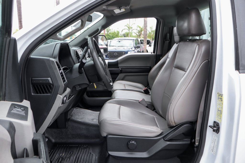 Used 2019 Ford F550 2WD Regular Cab Super Duty image 19