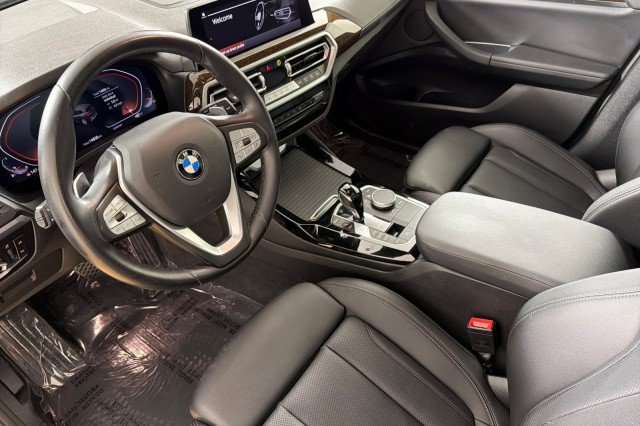 Used 2024 BMW X3 sDrive30i w/ Convenience Package RWD image 9