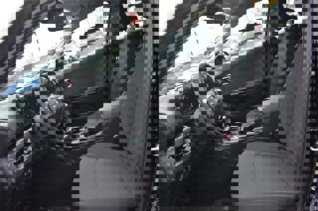 New 2025 Kia K4 LXS image 16