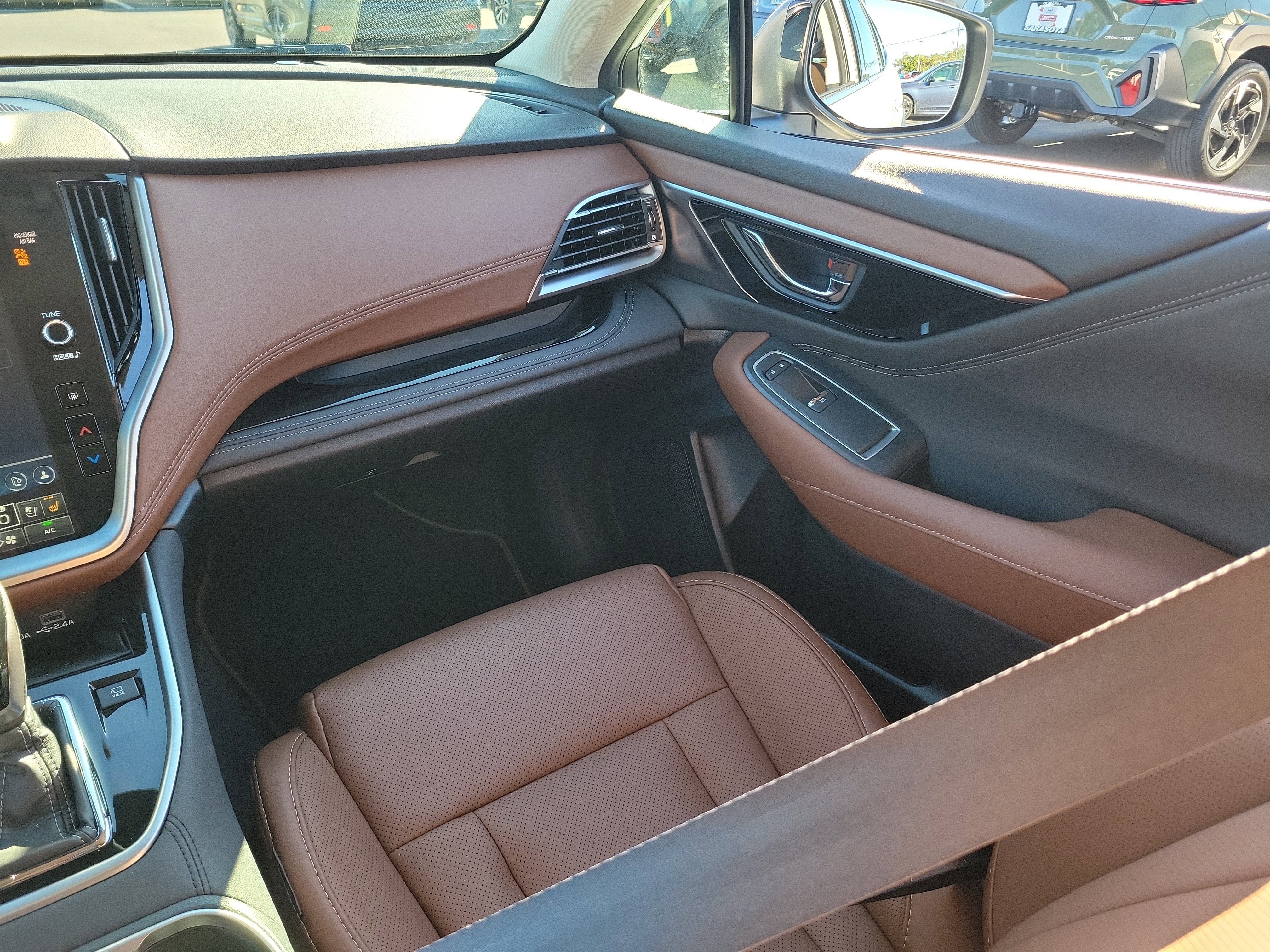 Used 2025 Subaru Outback Touring XT image 16