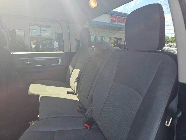 Used 2022 RAM 1500 Classic SLT w/ Electronics Convenience Group image 9