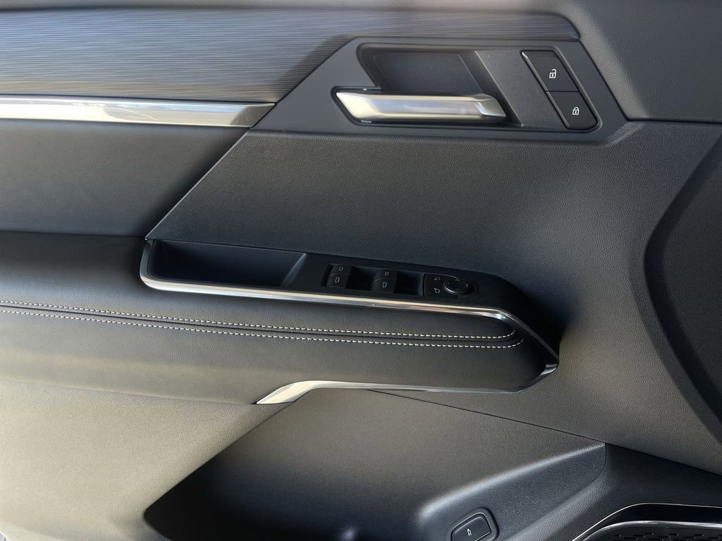 New 2026 GMC Acadia Elevation w/ Black Edition FWD image 22