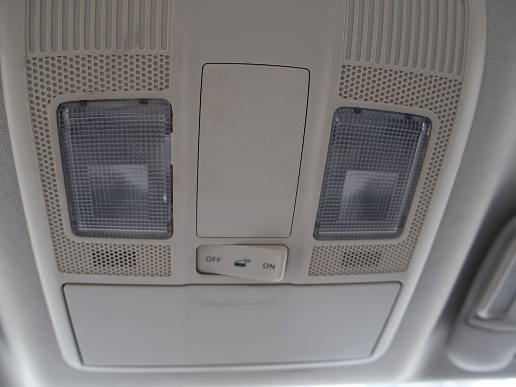 Used 2014 MAZDA MAZDA3 i Touring w/ Technology Package image 15