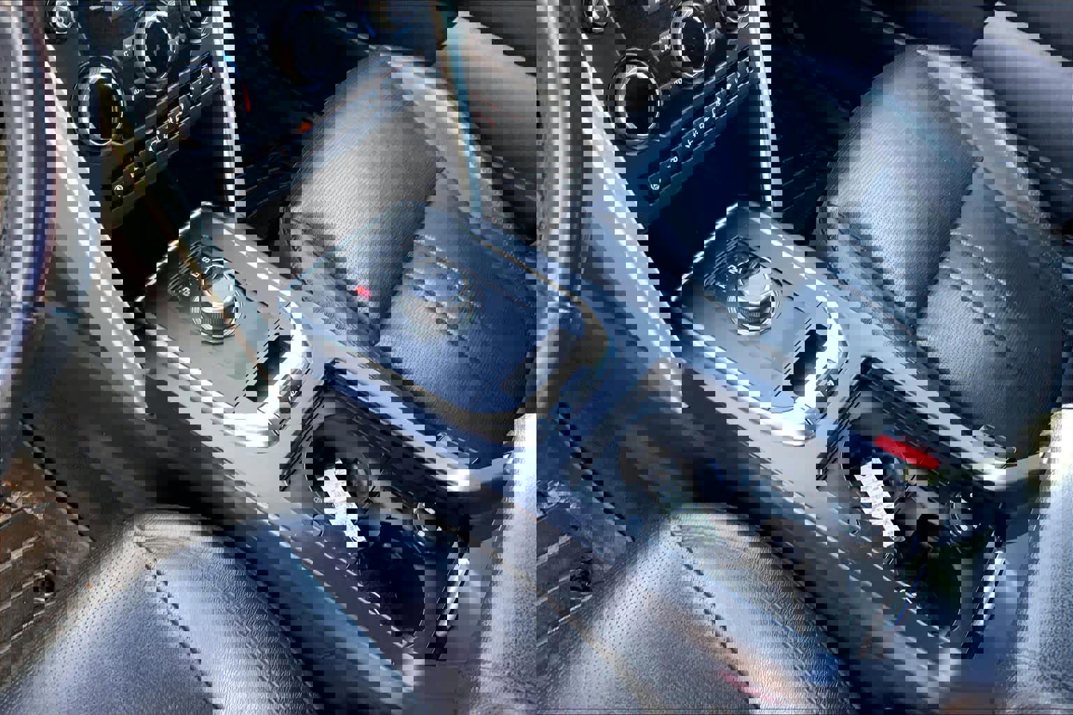 Certified 2019 Land Rover Discovery Sport SE image 15