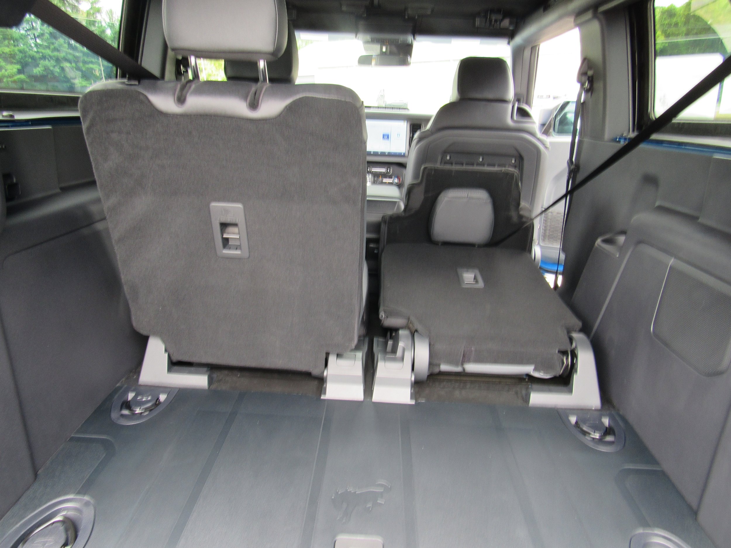 Used 2024 Ford Bronco Black Diamond w/ Sasquatch Package AWD/4WD image 34