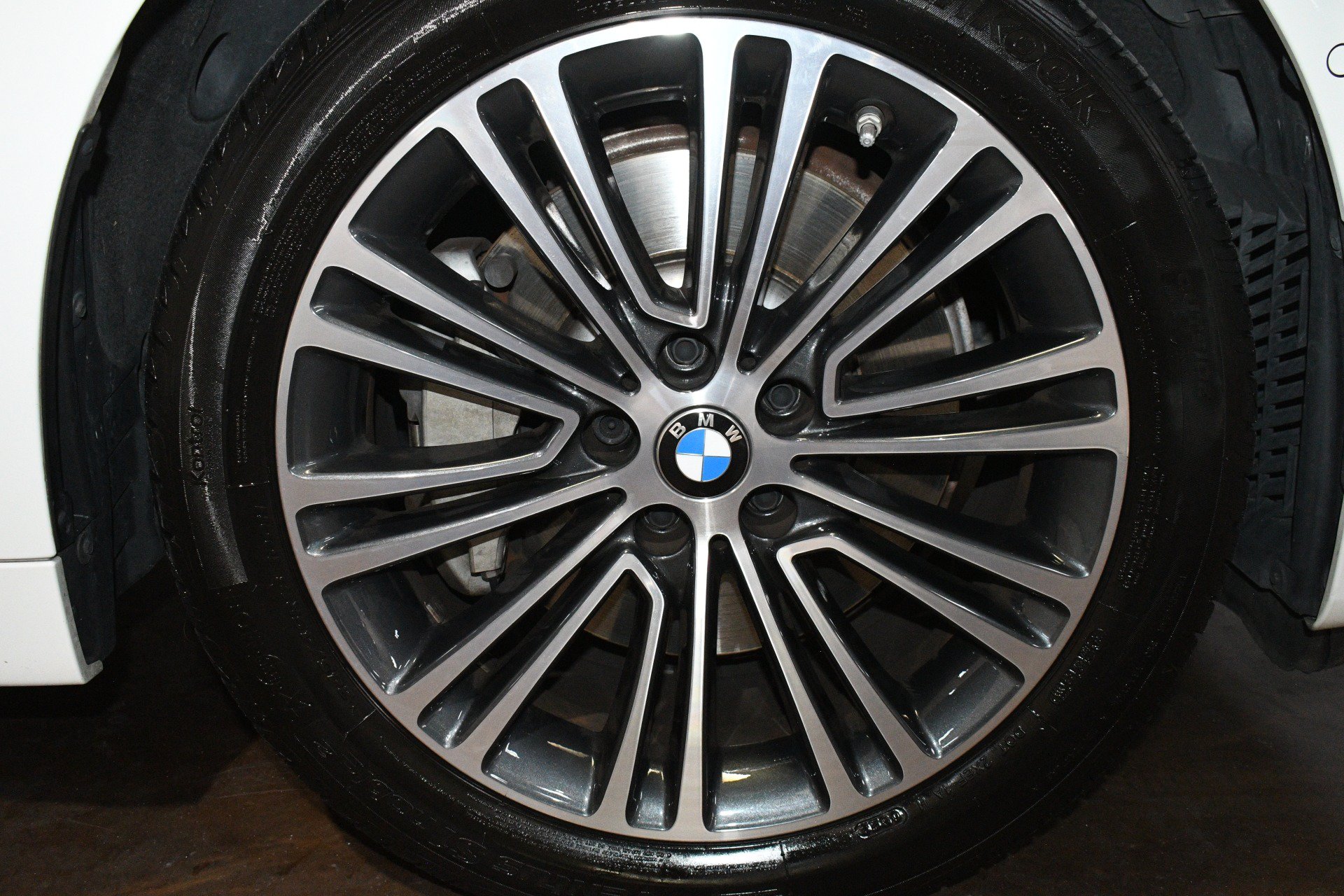 Used 2020 BMW 530i w/ Premium Package RWD image 66