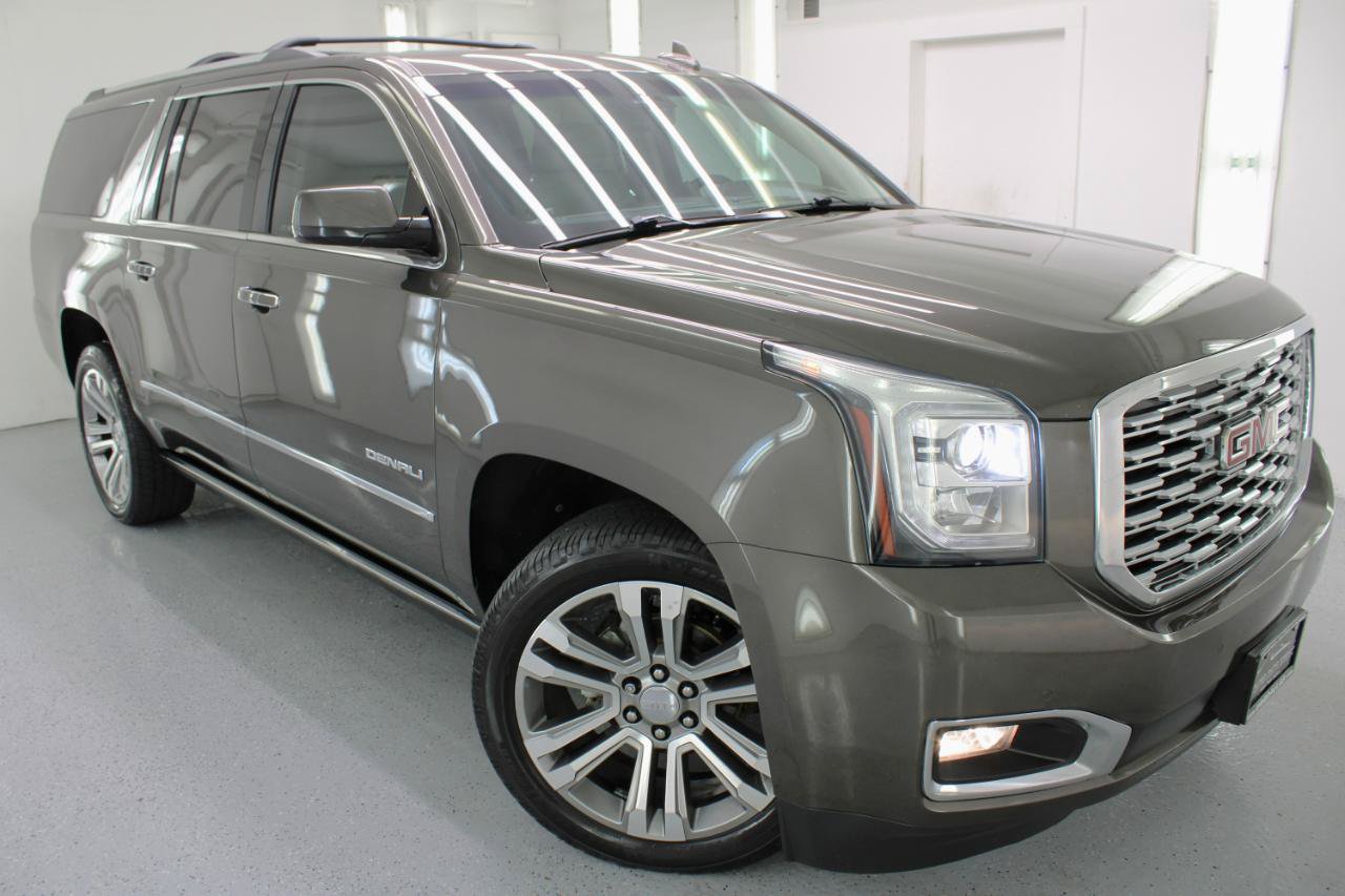Used 2019 GMC Yukon XL Denali w/ Denali Ultimate Package AWD/4WD image 31
