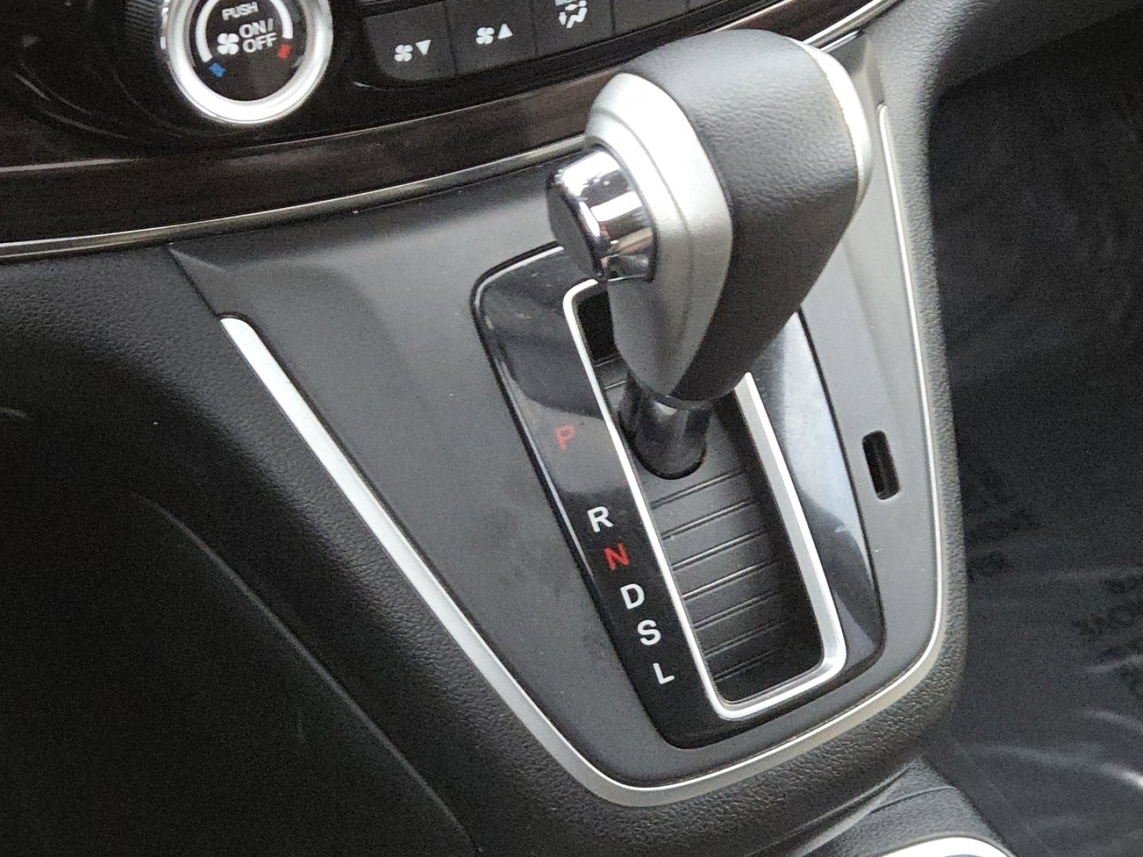 Used 2016 Honda CR-V EX-L image 31