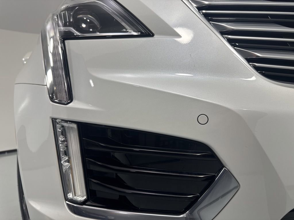 Used 2019 Cadillac XT5 Luxury AWD/4WD image 8