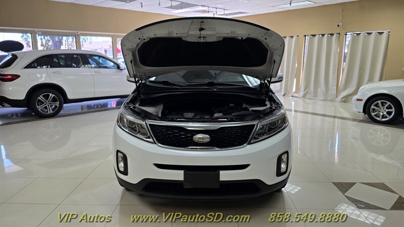 Used 2014 Kia Sorento LX FWD image 10