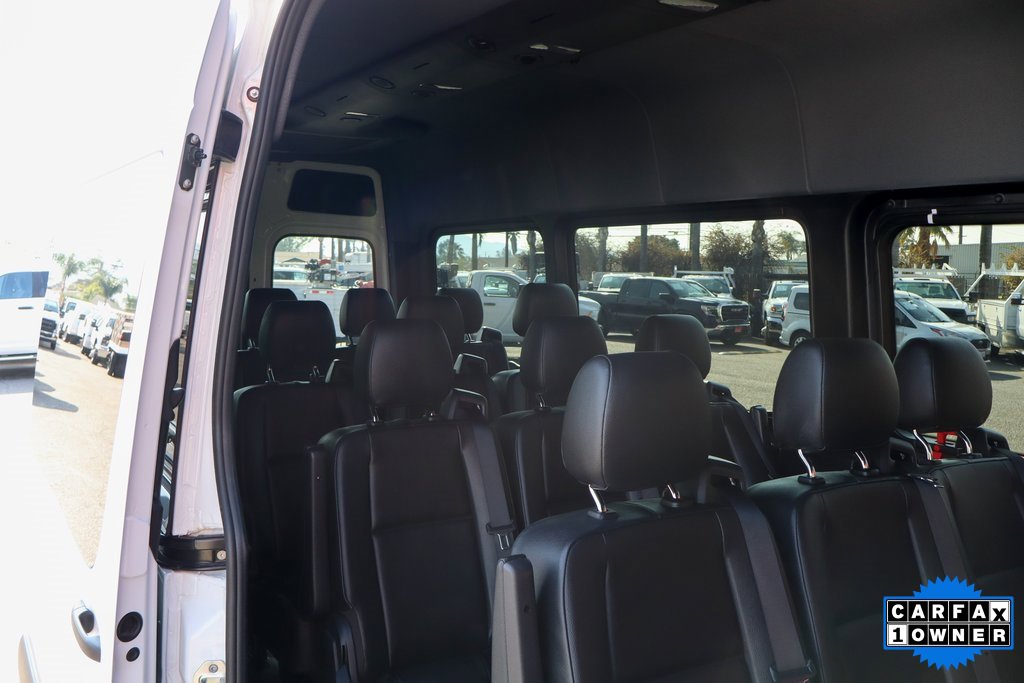 Used 2024 Mercedes-Benz Sprinter 2500 image 38
