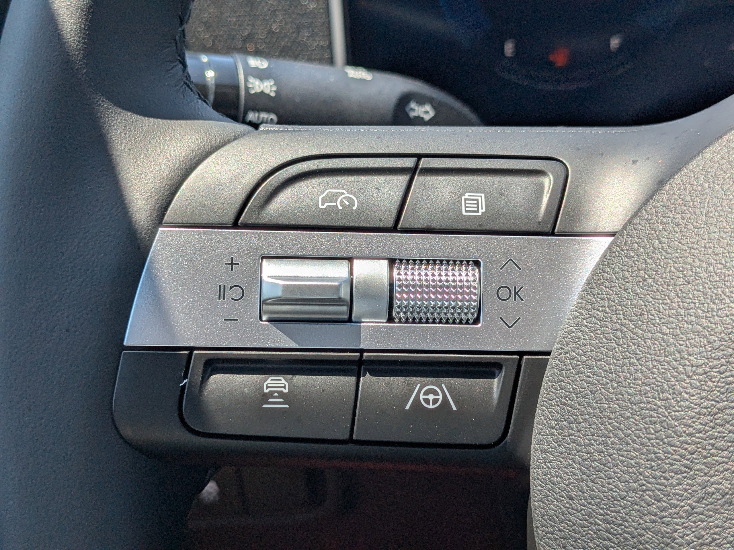 New 2025 Hyundai Tucson XRT image 25