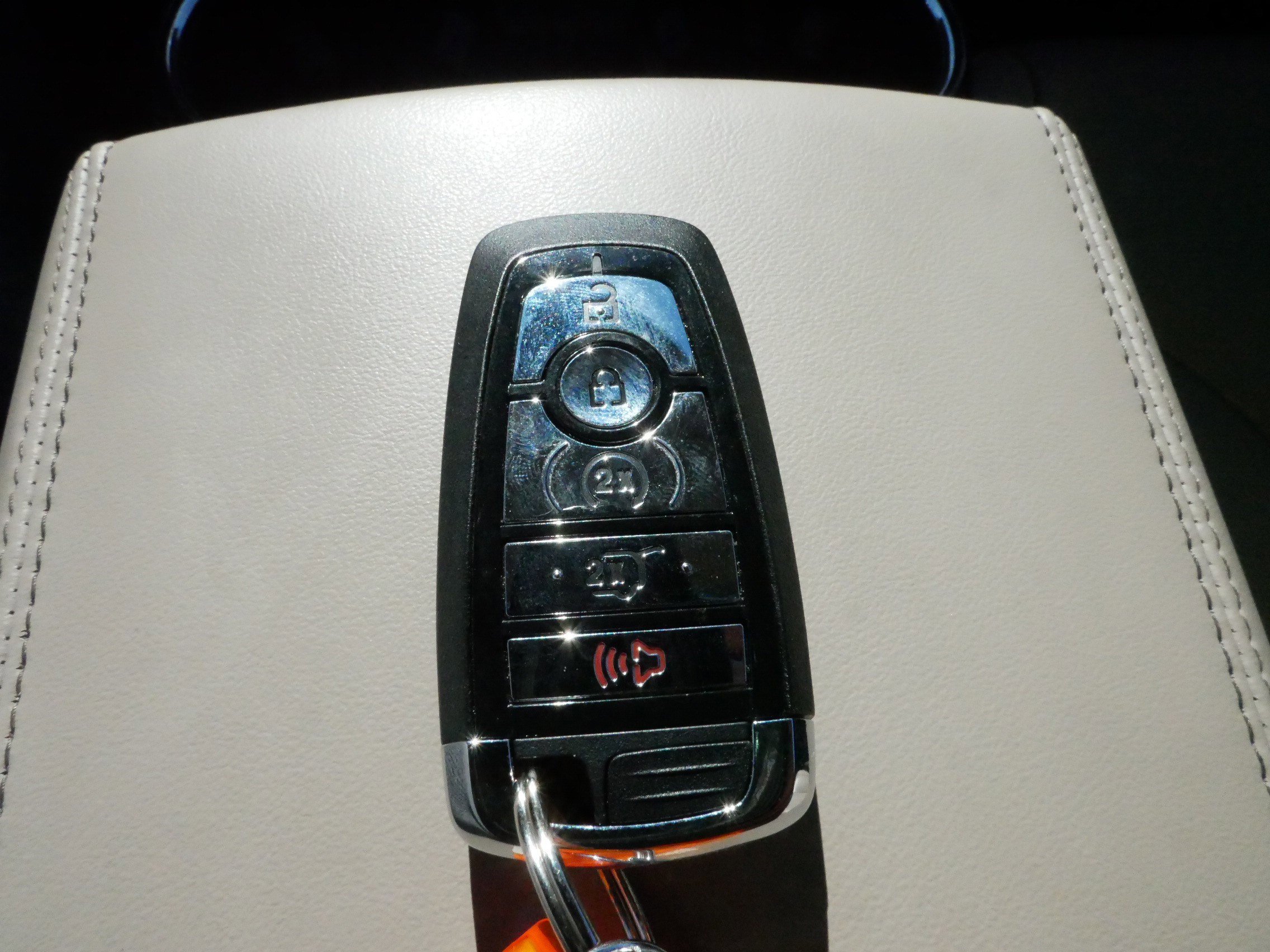 Used 2022 Lincoln Nautilus Reserve image 34