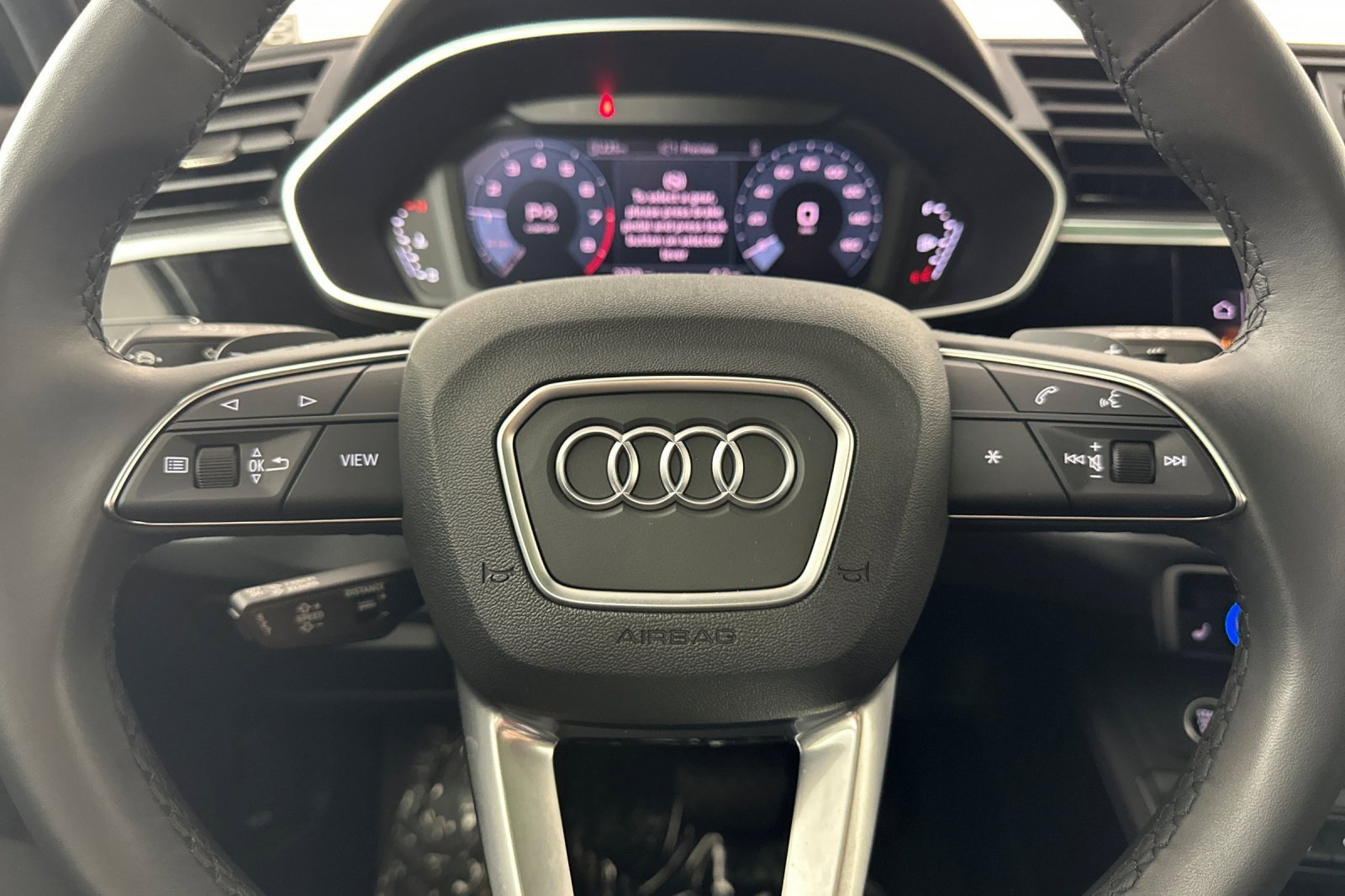 Used 2025 Audi Q3 2.0T Premium image 21