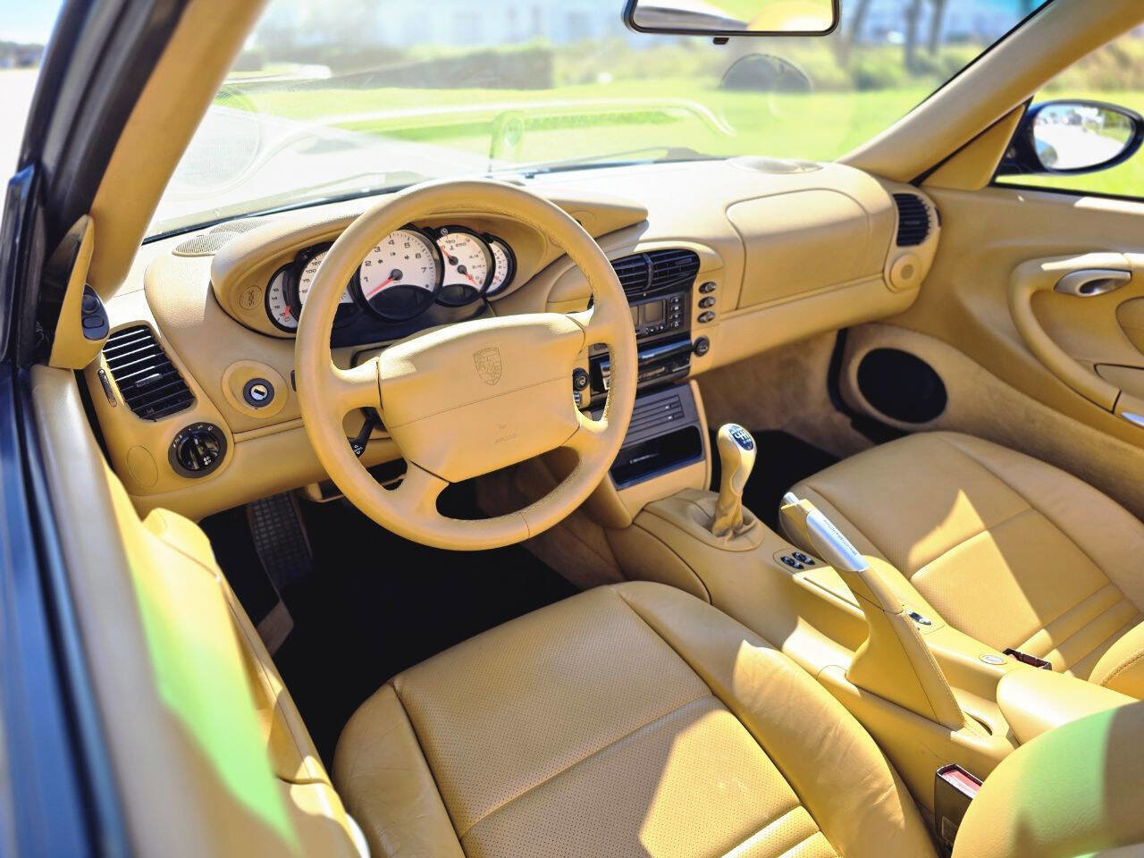 Used 2000 Porsche 911 Carrera image 13