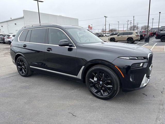 Used 2023 BMW X7 xDrive40i w/ Premium Package image 6